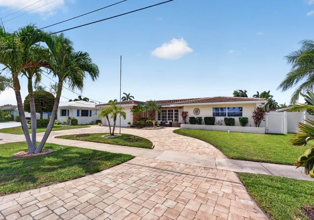 Photo 3 of Sale Pending at 1517 Se 14th Street, Deerfield Beach, FL 33441 | MLS# B26051983 | Listing updated on 2026-09-21