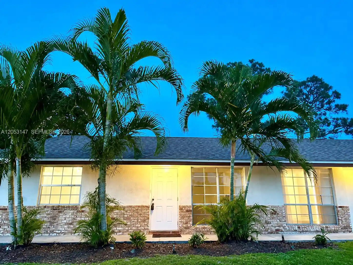 Photo 1 of Sale Pending at 96 Se Norfolk Blvd, Stuart, FL 34997 | MLS# A12053147 | Listing updated on 2026-10-02