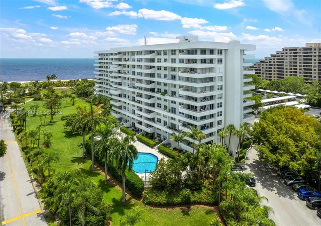 30th image of 199 Ocean Lane Dr #801, Key Biscayne, FL 33149 | MLS# A12051666