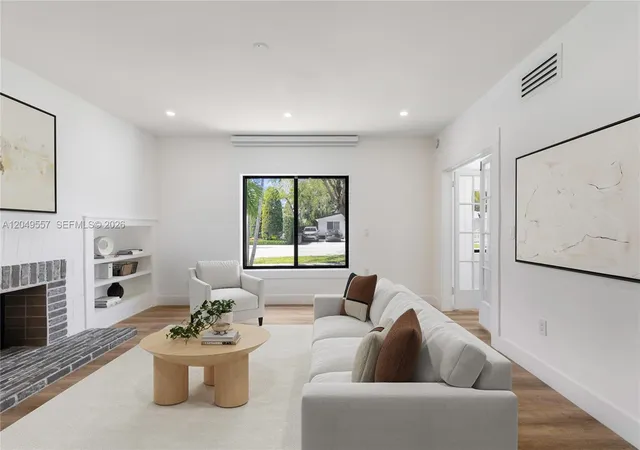 Photo 4 of Single family home for sale at 7111 SW 63rd Avenue, South Miami, FL 33143 | MLS# A12049557 | Listing updated on 2026-10-30