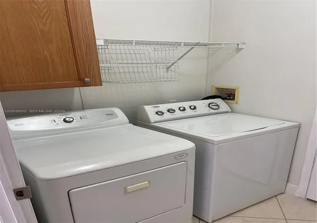 2nd image of 220 NE 12th Ave, Homestead, FL 33030