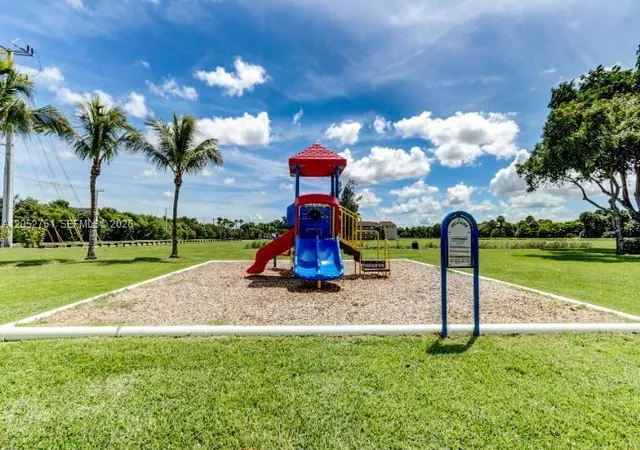 5th image of 1139 Lake Terry Dr, West Palm Beach, FL 33411
