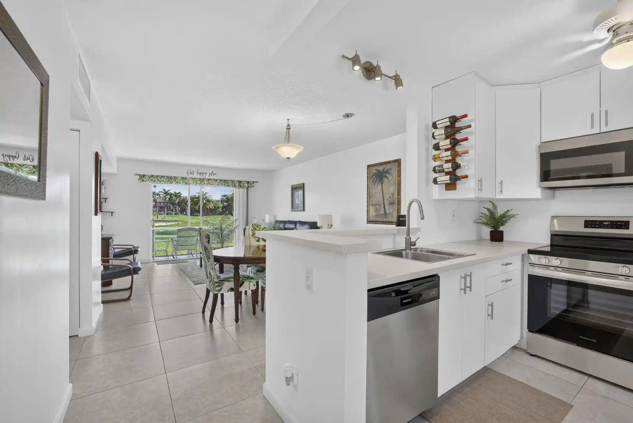 Listing Photo 1 - Condo for sale in 4299 Nw 16Th St located at 4299 Nw 16Th St, Lauderhill, FL 33313 - Unit #101