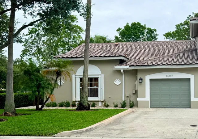 Photo 3 of Townhouse for sale at 13219 Nw 7th Manor, Plantation, FL 33325 | MLS# B26052314 | Listing updated on 2026-09-23