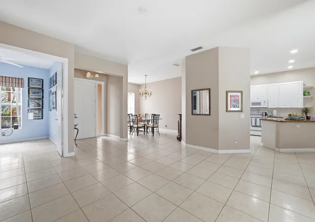 Photo 3 of Single family home for sale at 2810 Hancock Crk Rd, West Palm Beach, FL 33411 | MLS# B26052337 | Listing updated on 2026-09-23