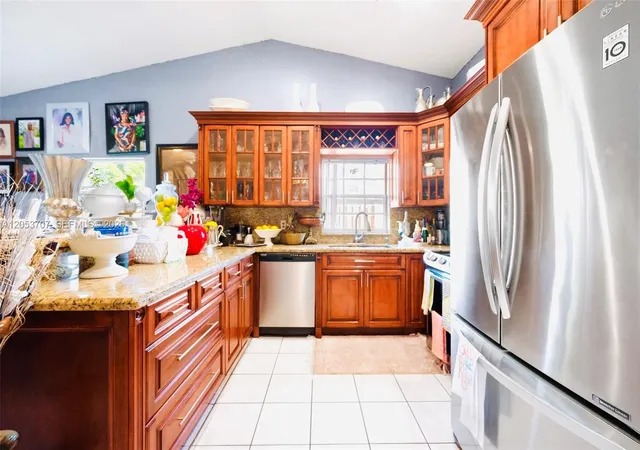 4th image of 4921 Nw 83Rd Ave, Lauderhill, FL 33351 | MLS# A12053707