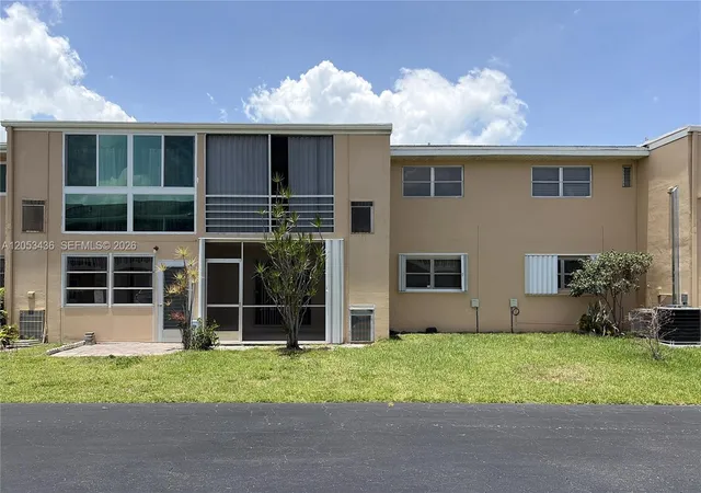 5th image of 2131 Ne 1St Ct #103, Boynton Beach, FL 33435 | MLS# A12053436