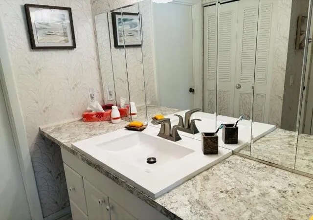 Homes for sale in Greenacres, FL | 101 Lake Pine Cir #B-2, Greenacres, FL 33463 | MLS# B26052385