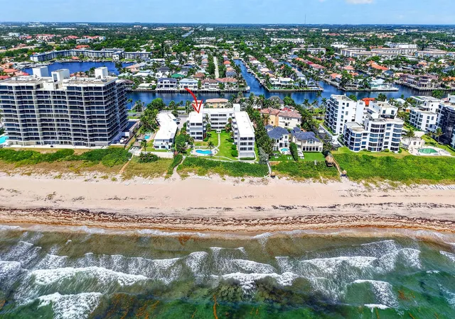 Listing Photo 4 - Condo for sale in building located at 2701 S Ocean Blvd, Highland Beach, FL 33487 - Unit #47