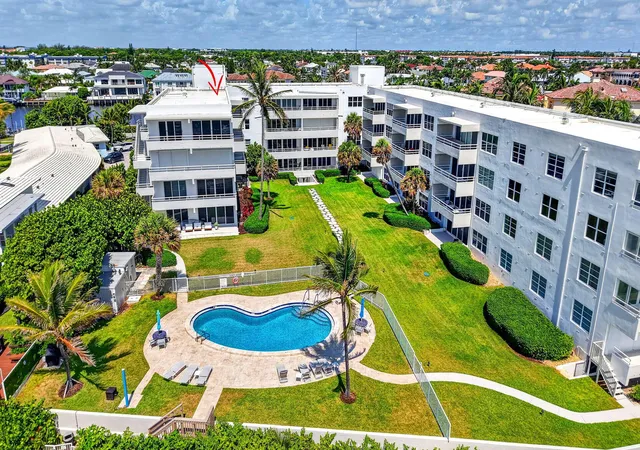 Listing Photo 5 - Condo for sale in building located at 2701 S Ocean Blvd, Highland Beach, FL 33487 - Unit #47