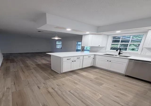 Sale Pending at 180 8th Court, Vero Beach, FL 32962 | MLS# B26052478 | Listing updated on 2026-10-01