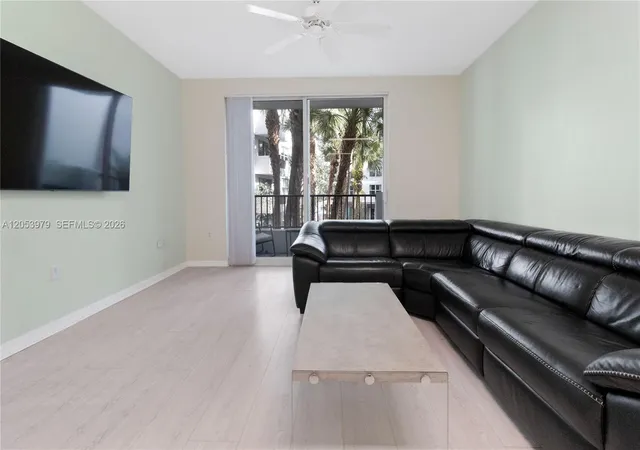 4th image of 2421 Ne 65Th St #217, Fort Lauderdale, FL 33308 | MLS# A12053979