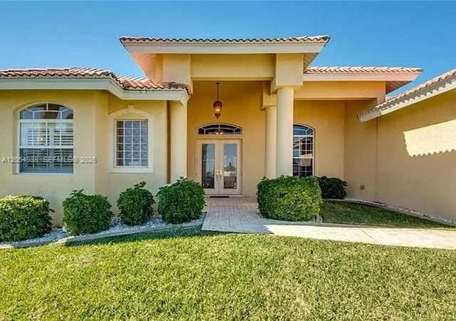 1st image of 5346 Bayshore Ave, Cape Coral, FL 33904 | MLS# A12054038