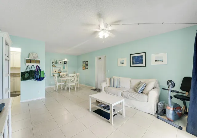 Photo 3 of Condo for sale at 1112 Green Pine Blvd #G1, West Palm Beach, FL 33409 | MLS# B26052582 | Listing updated on 2026-10-08