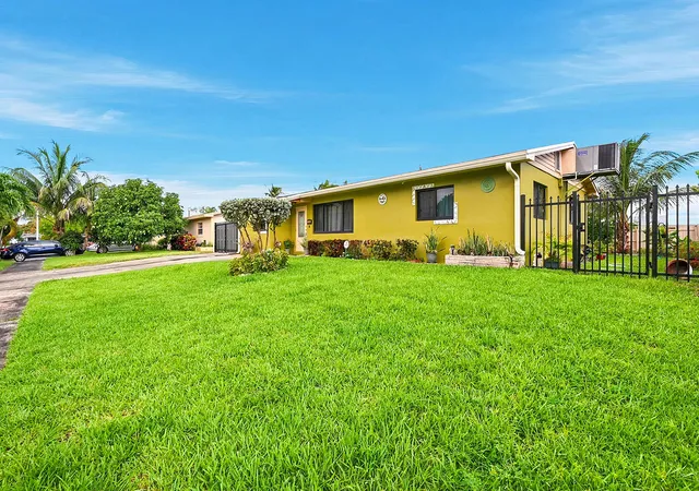 Photo 2 of Sale Pending at 1310 Sw 7th Avenue, Deerfield Beach, FL 33441 | MLS# B26052608 | Listing updated on 2026-09-09