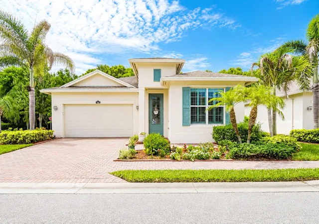 Photo 2 of Single family home for sale at 7425 Great Oak Pl, Vero Beach, FL 32966 | MLS# B26052708 | Listing updated on 2026-10-08
