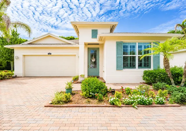 Photo 3 of Single family home for sale at 7425 Great Oak Pl, Vero Beach, FL 32966 | MLS# B26052708 | Listing updated on 2026-10-08