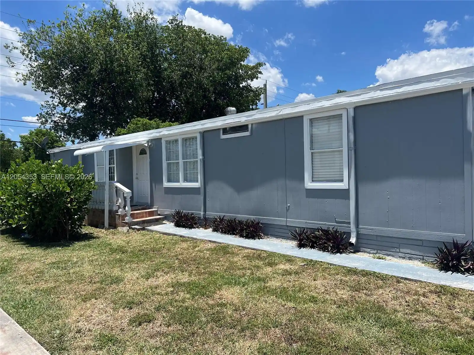Photo 1 of Manufactured home for sale at 20016 Nw 56 Avenue, Miami Gardens, FL 33055 | MLS# A12054353 | Listing updated on 2026-09-23