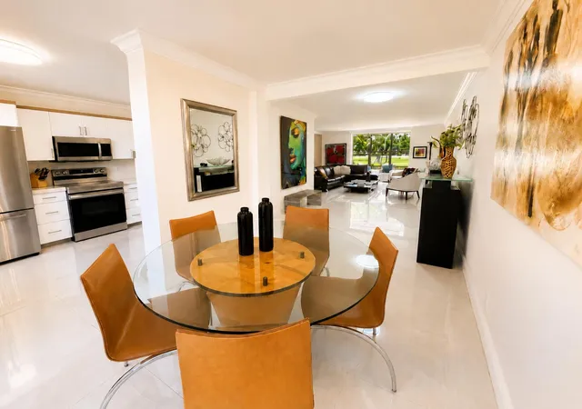 Listing Photo 4 - Condo for sale in building located at 7170 Promenade Dr, Boca Raton, FL 33433 - Unit #101