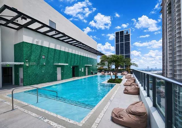 Homes for sale in Miami, FL | 11 Ne 6th St #2102, Miami, FL 33132 | MLS# A12054480