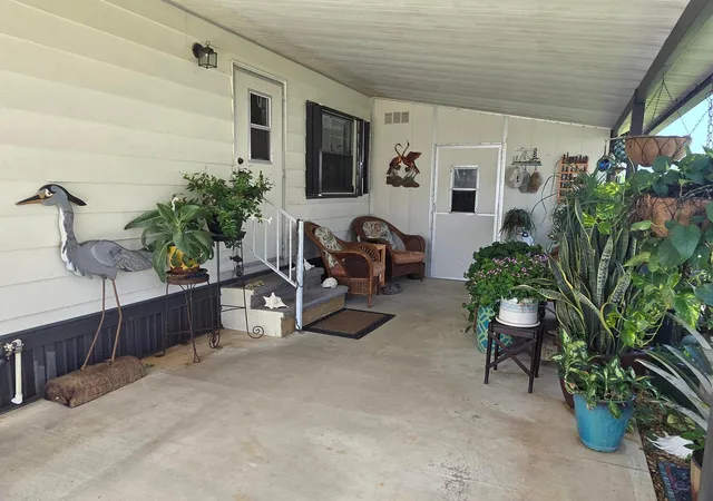 Photo 3 of Manufactured home for sale at 8020 Se Shenandoah Dr, Hobe Sound, FL 33455 | MLS# B26052869 | Listing updated on 2026-09-23