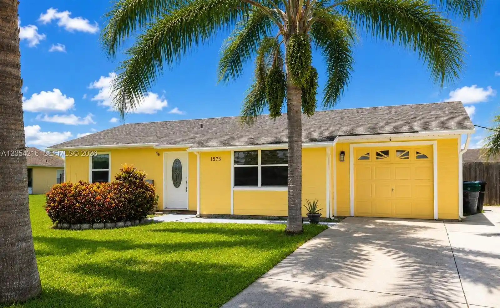 Photo 1 of Single family home for sale at 1573 Sw Lexington Dr, Port Saint Lucie, FL 34953 | MLS# A12054216 | Listing updated on 2026-10-16