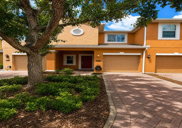 Photo 1 of Townhouse for sale at 5513 Rutherford Pl, Oviedo, FL 32765 | MLS# B26052908 | Listing updated on 2026-09-23