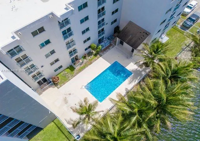 5th image of 9917 W Okeechobee Rd, Hialeah Gardens, FL 33016