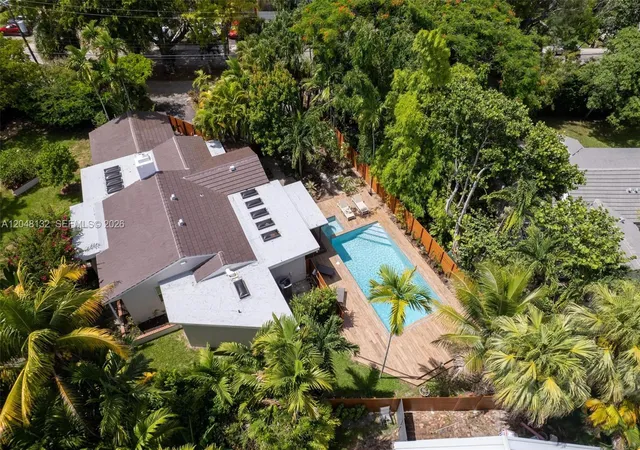 4th image of 12045 Griffing Blvd, Biscayne Park, FL 33161 | MLS# A12048132