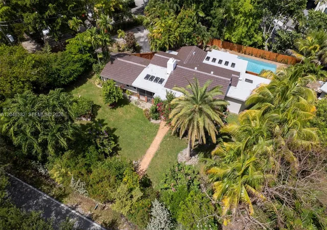 5th image of 12045 Griffing Blvd, Biscayne Park, FL 33161 | MLS# A12048132