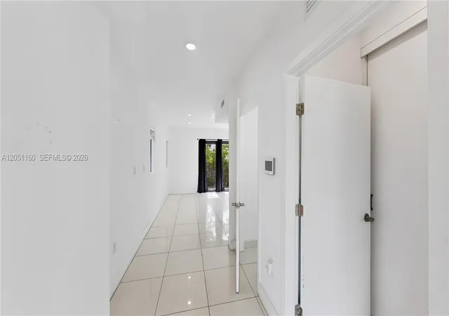 5th image of 205 Nw 12Th Ct, Florida City, FL 33034 | MLS# A12051160