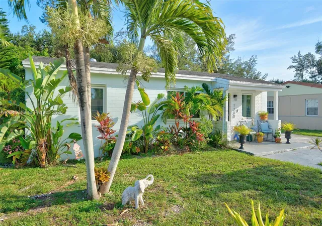 2nd image of 1230 Nw 84th Ter, Miami, FL 33147 | MLS# A12046646