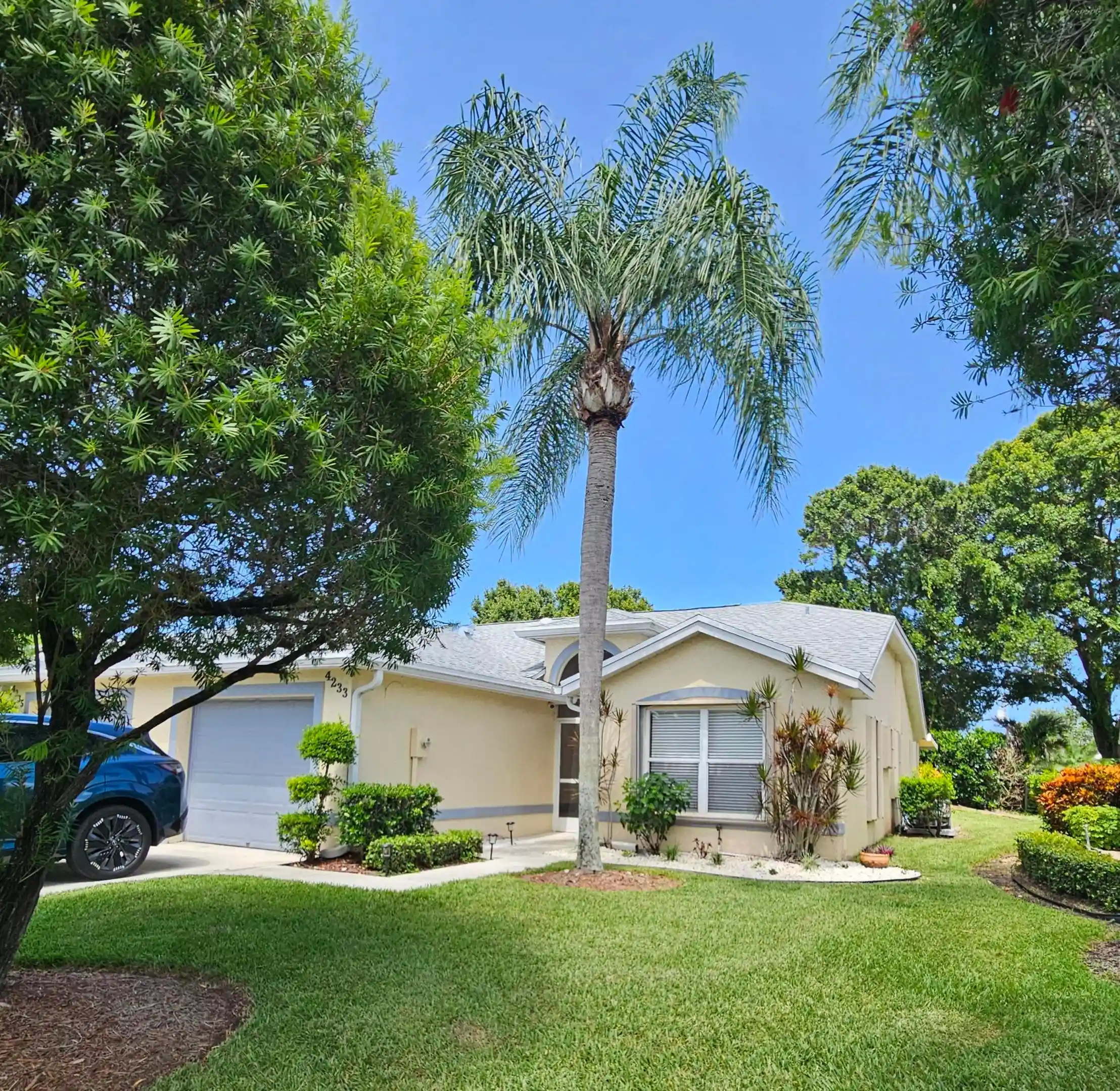 Photo 1 of Single family home for sale at 4233 Se Home Way, Port Saint Lucie, FL 34952 | MLS# B26052930 | Listing updated on 2026-10-18