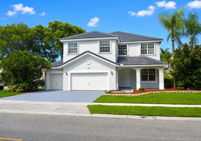 Single family home for sale at 609 SW 167th Way, Pembroke Pines, FL 33027 | MLS# B26052968