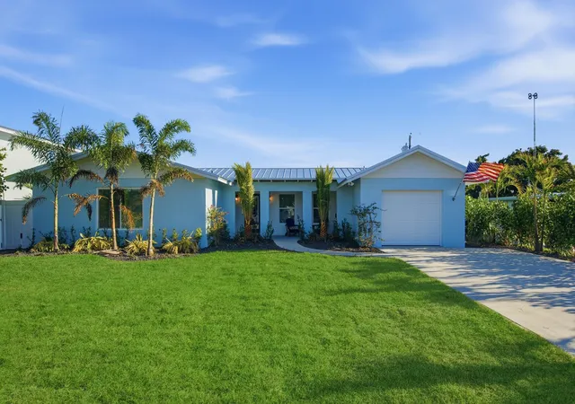Photo 1 of Sale Pending at 5216 Se Orange St, Stuart, FL 34997 | MLS# B26052979 | Listing updated on 2026-10-08