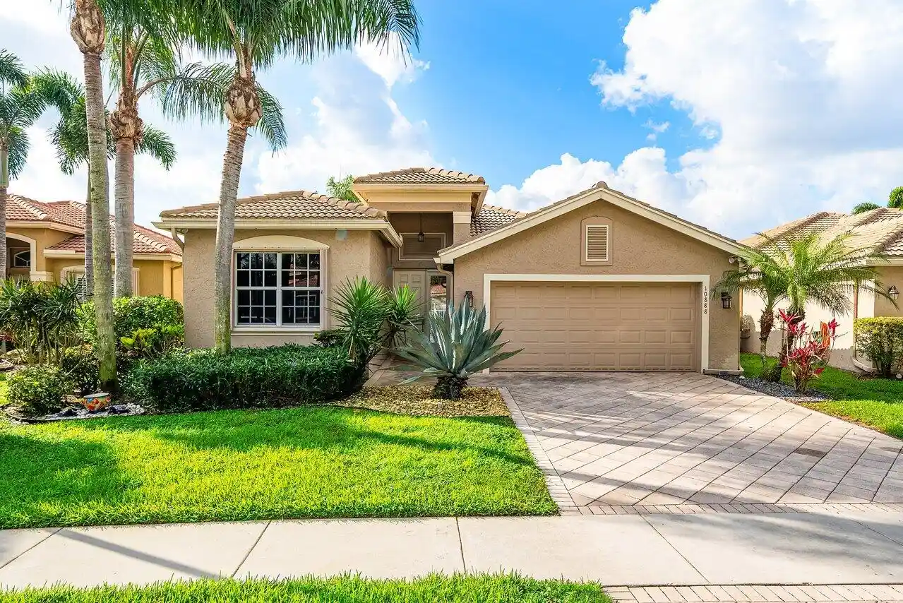Photo 1 of Single family home for sale at 10888 Deer Park Ln, Boynton Beach, FL 33437 | MLS# B26053024 | Listing updated on 2026-10-21
