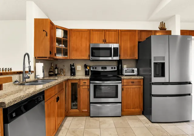 4th image of 4692 Lakeside Cir, West Palm Beach, FL 33417 | MLS# B26053066