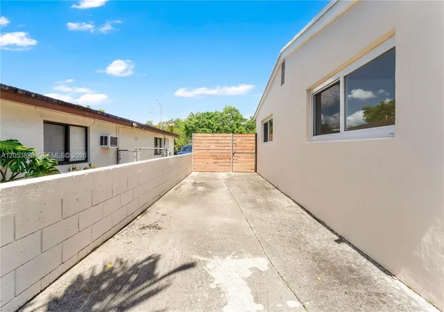 Photo 4 of House for sale at 323 NW 56th Avenue, Miami, FL 33126 | MLS# A12053829 | Listing updated on 2026-10-29