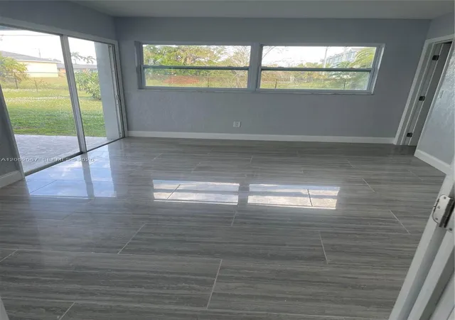 5th image of 737 Sesame Ct, Cape Coral, FL 33904 | MLS# A12052067