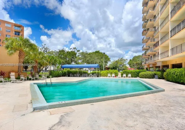 2nd image of 1470 Ne 125Th Ter, North Miami, FL 33161