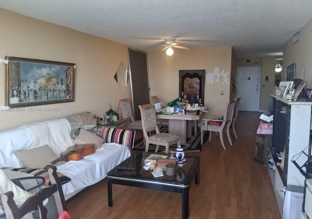 5th image of 1470 Ne 125th Ter #812, North Miami, FL 33161 | MLS# A12053284