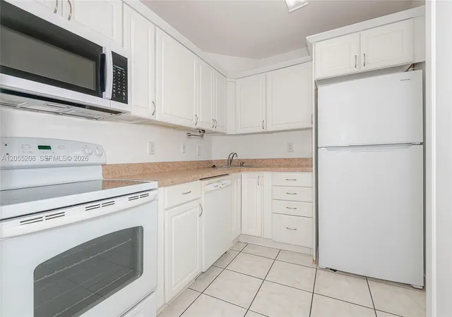 1st image of 3101 Oakland Shores Dr #H105, Oakland Park, FL 33309 | MLS# A12055208