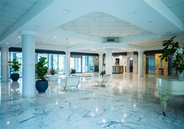 2nd image of 5055 Collins Ave #14H, Miami Beach, FL 33140 | MLS# A12048648