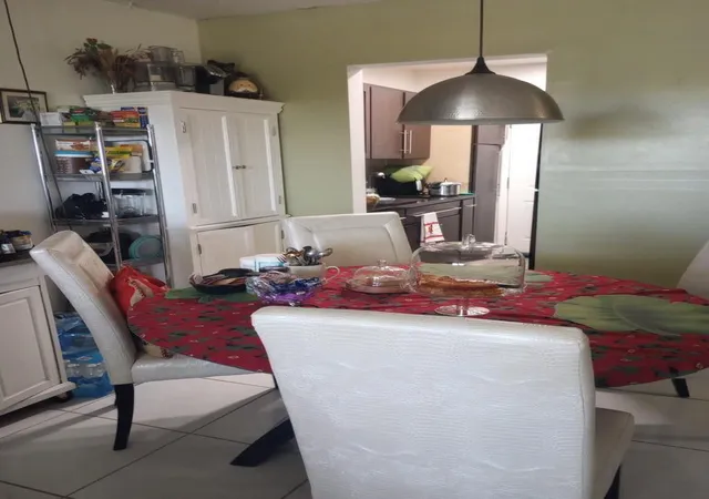 4th image of 1250 E Sample Rd, Pompano Beach, FL 33064