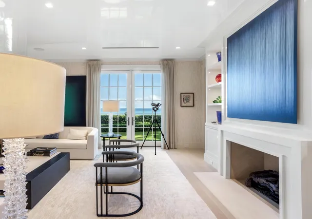 Photo 4 of Single family home for sale at 456 S Ocean Blvd, Palm Beach, FL 33480 | MLS# B26053455 | Listing updated on 2026-09-23