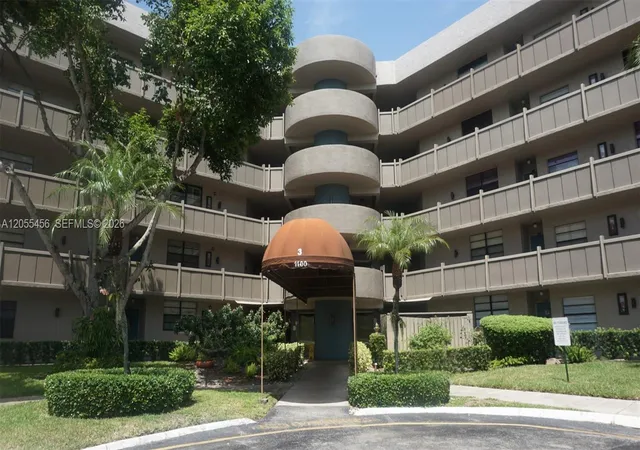 1st image of 1100 Colony Point Cir #206, Pembroke Pines, FL 33026 | MLS# A12055456