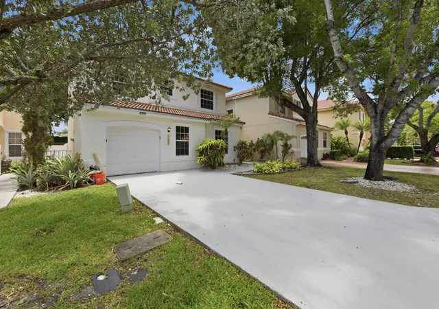 Photo 2 of Single family home for sale at 10837 Nw 46th Drive, Coral Springs, FL 33076 | MLS# B26053567 | Listing updated on 2026-10-02