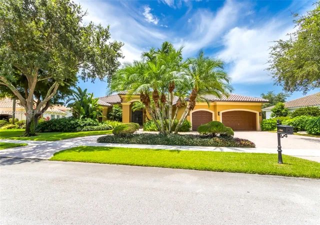 1st image of 13860 Sw 40th St, Davie, FL 33330 | MLS# A12054988