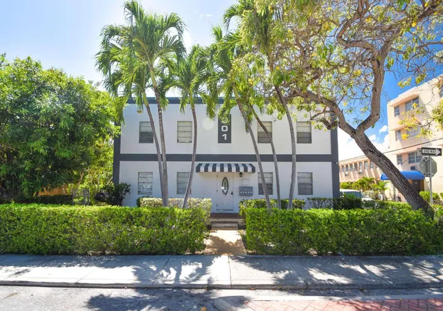 Photo 1 of Multi family home for sale at 301 S M St, Lake Worth Beach, FL 33460 | MLS# B26053634 | Listing updated on 2026-09-24