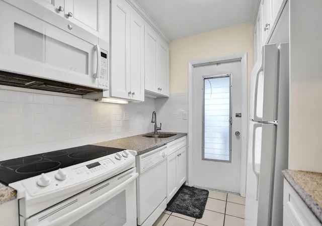 Photo 3 of Condo for sale at 4501 S Ocean Blvd #B3, Palm Beach, FL 33480 | MLS# B26053693 | Listing updated on 2026-09-23